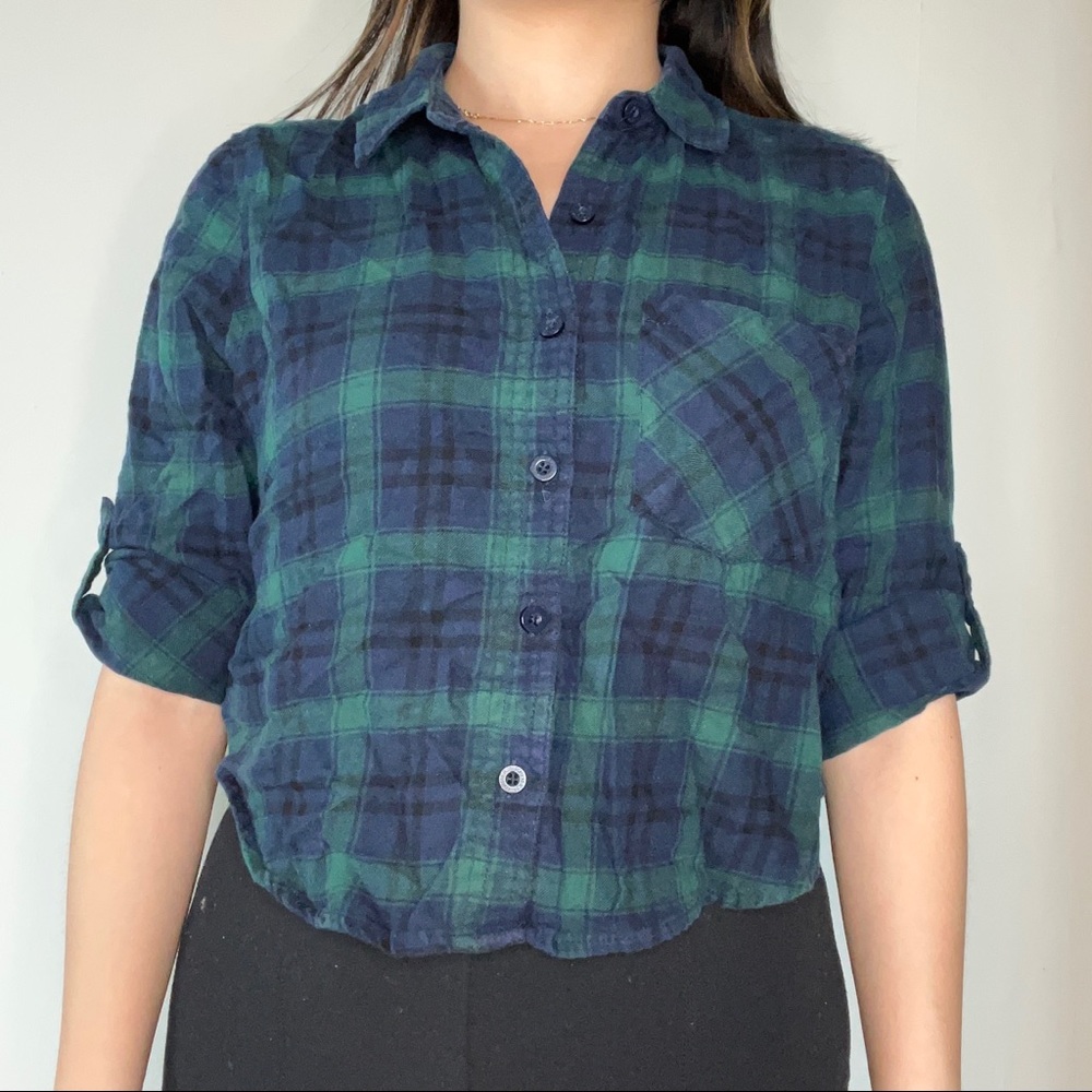 Forever 21 cropped flannel top